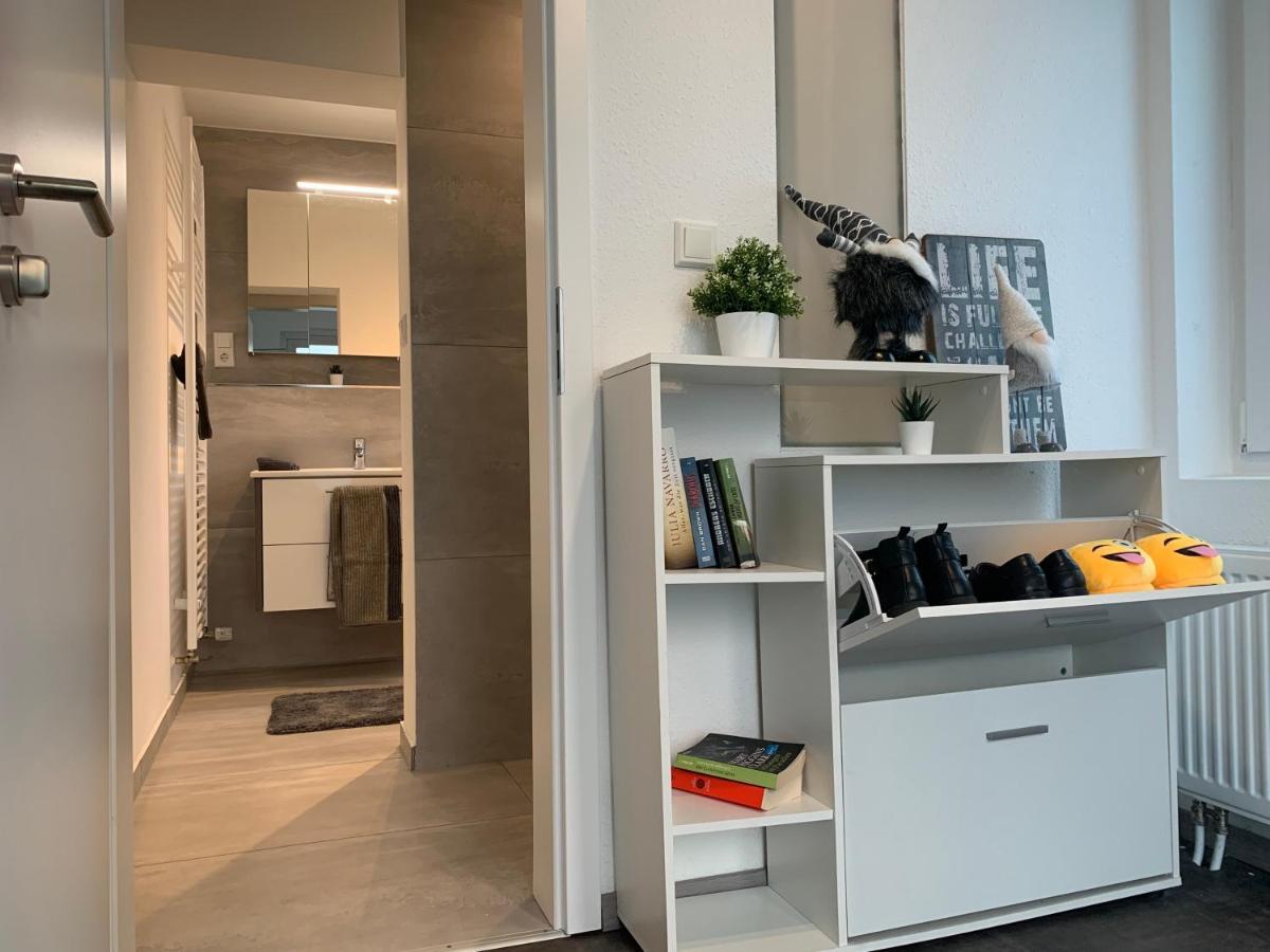 W1 - Kontaktloser 24H Check In, W-Lan, Netflix, Parkplatz, Kueche, Boxspring-Bett Bueckeburg Bagian luar foto