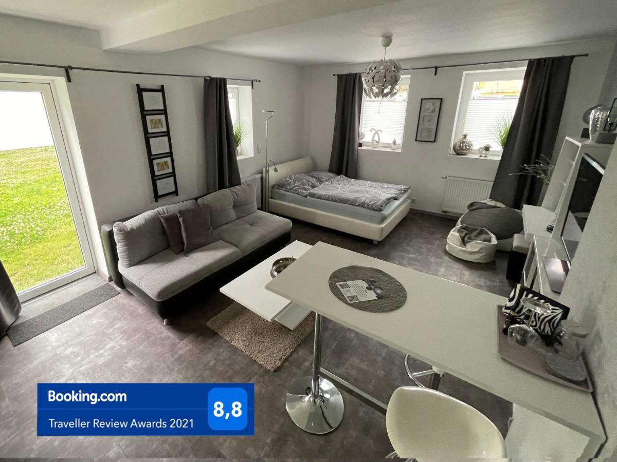 W1 - Kontaktloser 24H Check In, W-Lan, Netflix, Parkplatz, Kueche, Boxspring-Bett Bueckeburg Bagian luar foto